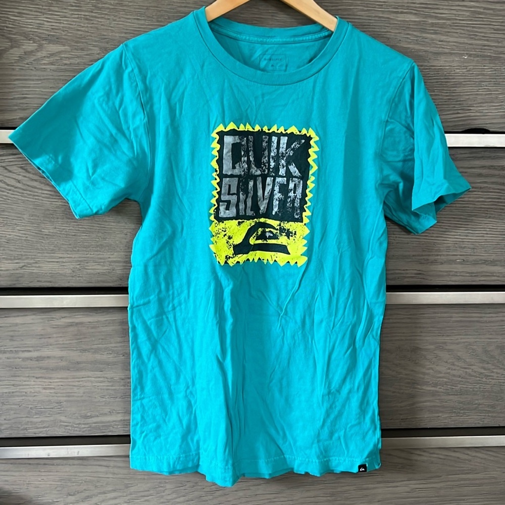 Ouicksilver T-shirt - size XL (10) big kid